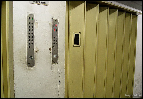 老式电梯